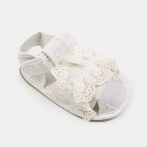 Baby Girl Shoes D132-White