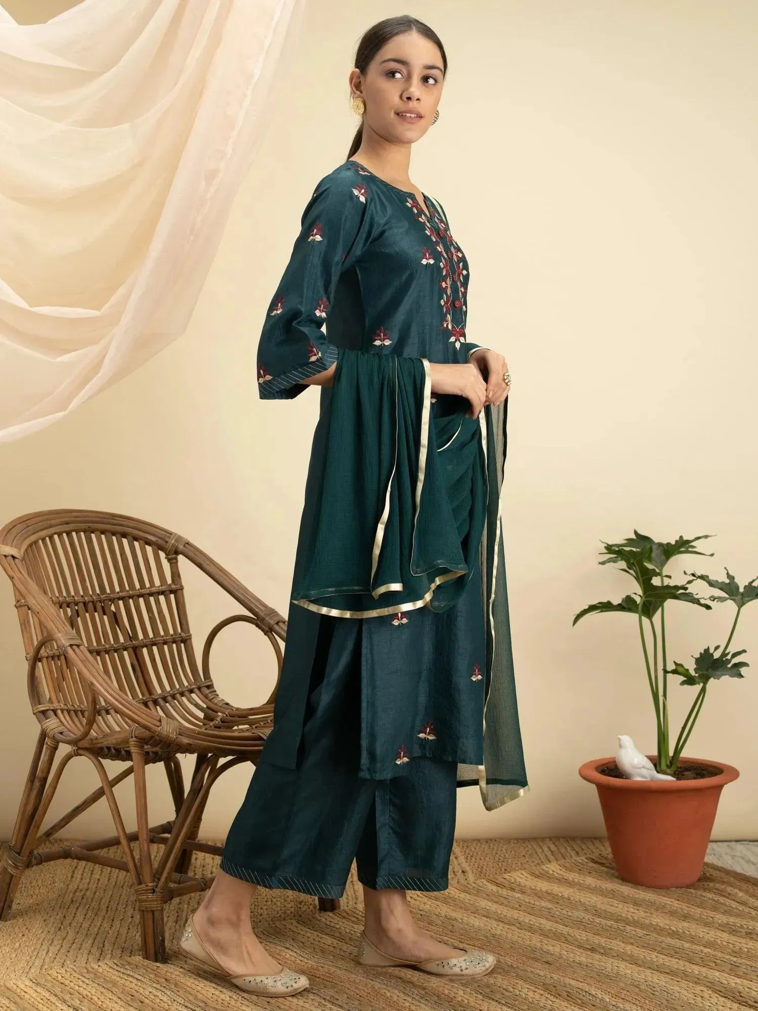 Green Embroidered Silk Straight Kurta With Palazzos & Dupatta