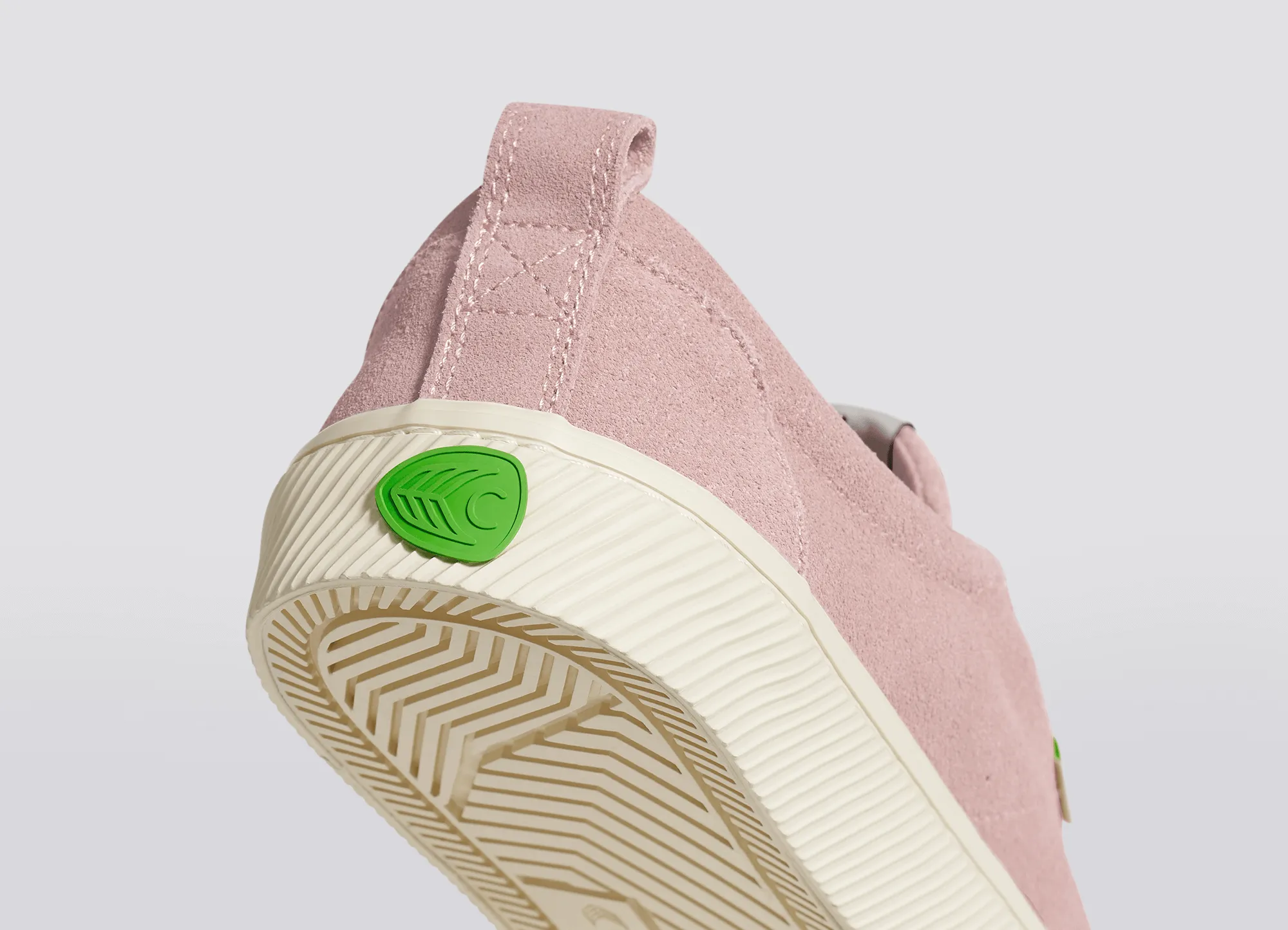 OCA Low Rose Suede Sneaker Men