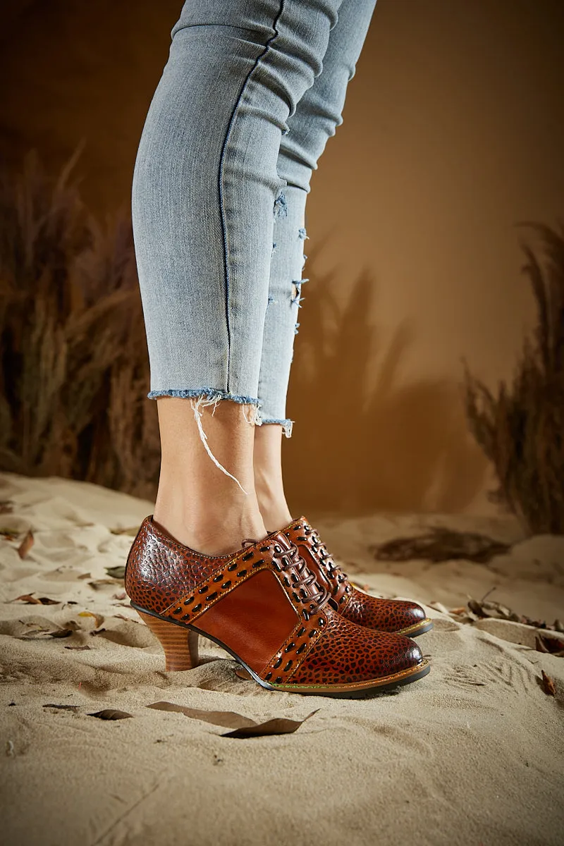 Soffia | Veronika Crack Patterned Leather Oxford