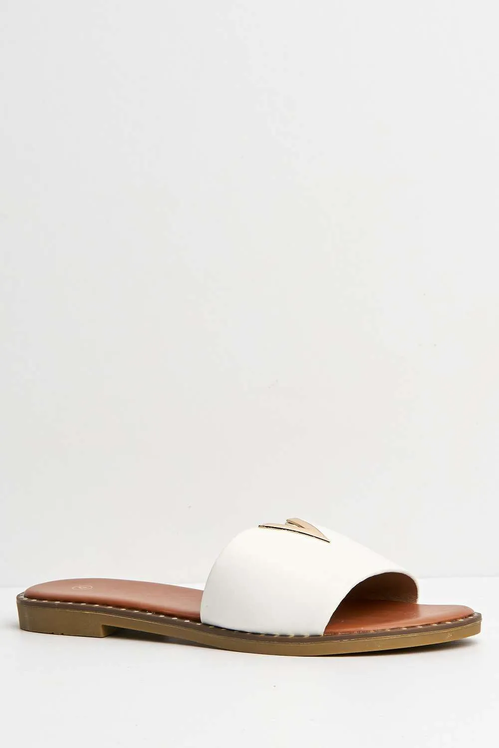 Veena V-Detail Slip-On Sliders in White