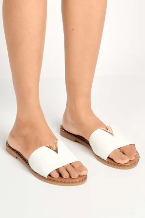 Veena V-Detail Slip-On Sliders in White